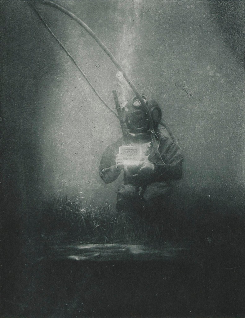 One of the first underwater shots, Louis Boutan. © Wikimedia Commons
